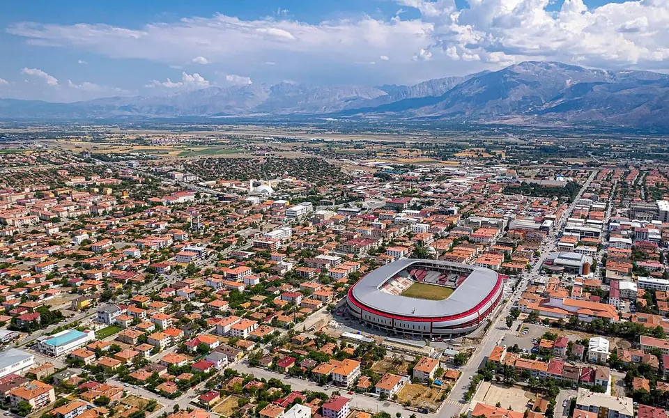 Üzümlü, Erzincan için bölgesel şehir görünümü