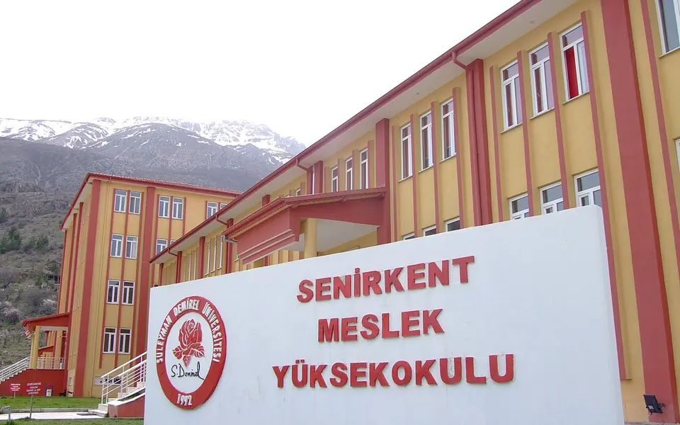 Senirkent, Isparta şehir görünümü