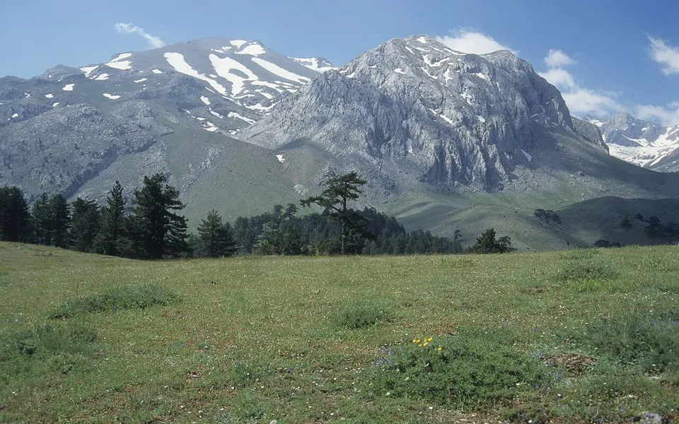 Yenişarbademli, Isparta şehir görünümü