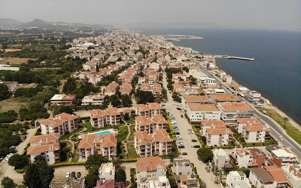 Güzelbahçe, İzmir şehir görünümü