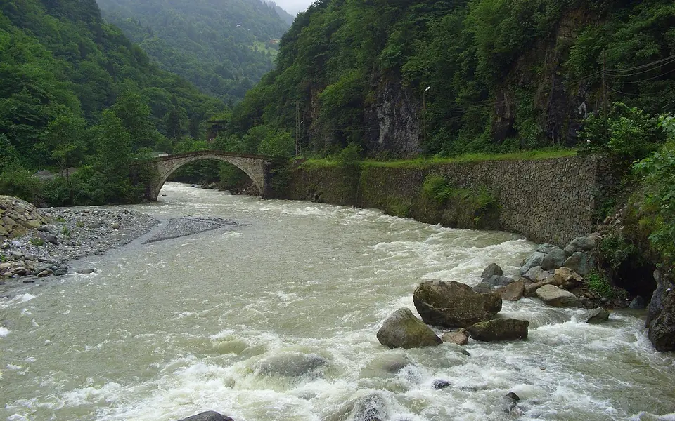 Hemşin, Rize şehir görünümü